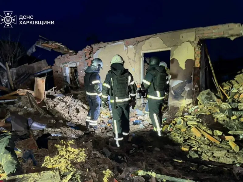 Росіяни ударили дронами по приватному сектору Богодухова