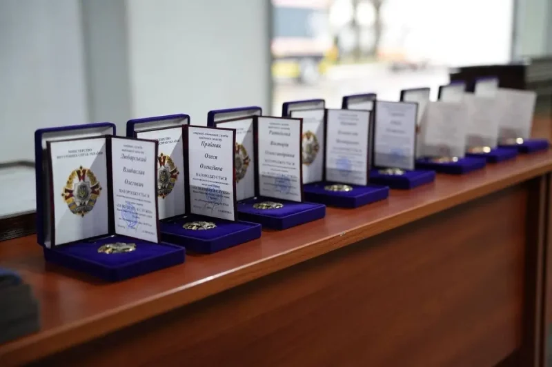 В Одесі відзначили нагородами рятувальникі