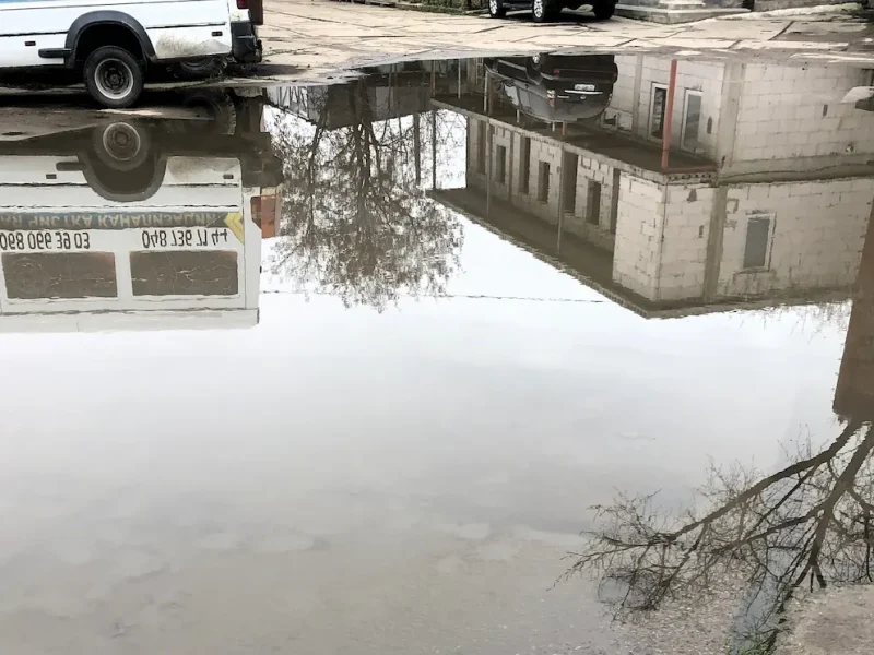 каналізація на дорозі в Одесі