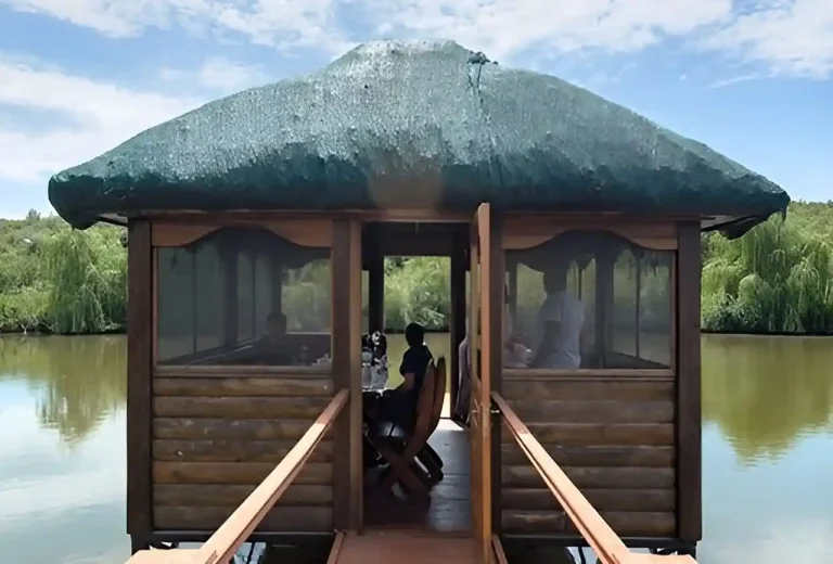 Будинок на озері у Куяльницькій громаді