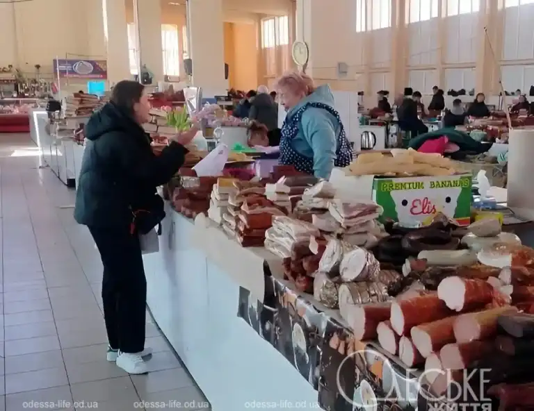 Діалог на Привозі