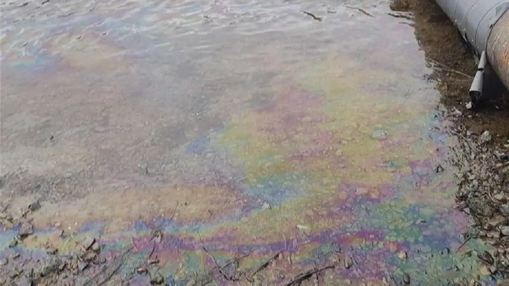 Загрязнение Днестра нефтепродуктами