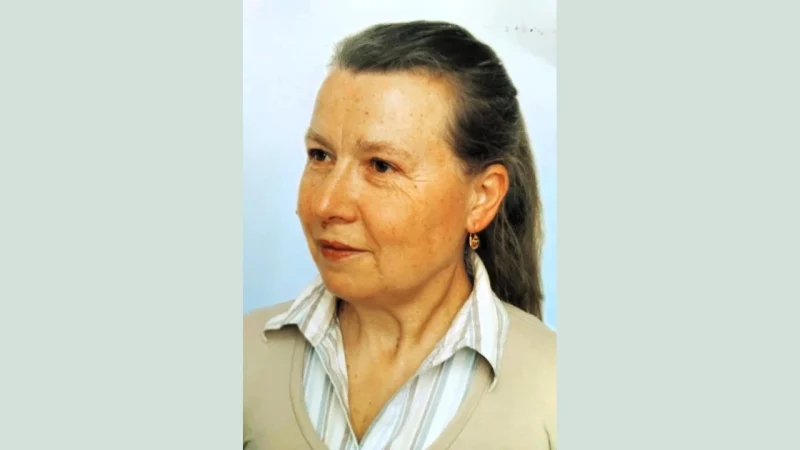 Лириса Сербінова