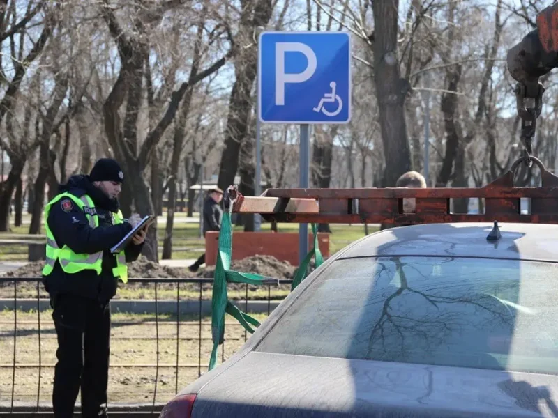 Одесские патрульные усилили контроль за правилами парковки