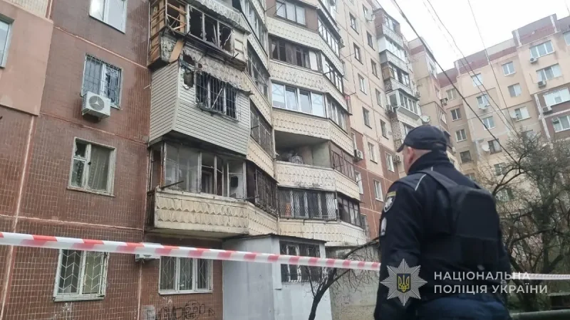 Полиция работает на месте прилета дрона в Киевском районе Одессы