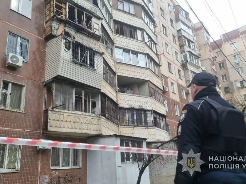 Полиция работает на месте прилета дрона в Киевском районе Одессы