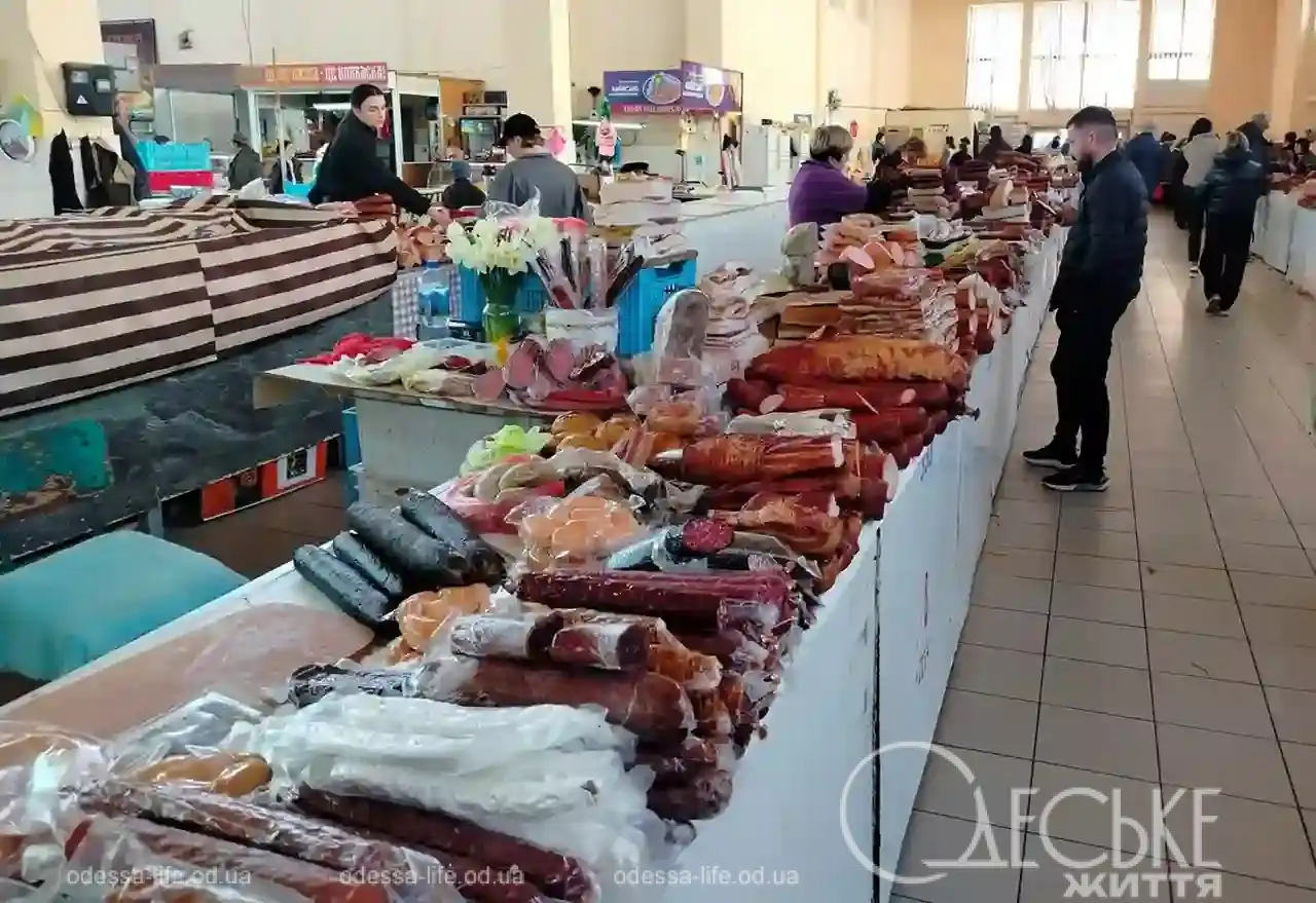 Привоз наприкінці березня