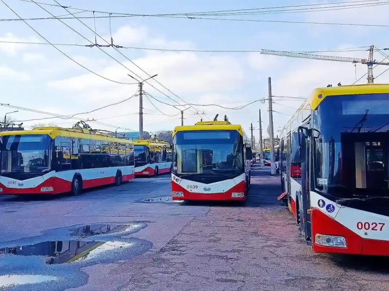 троллейбусы