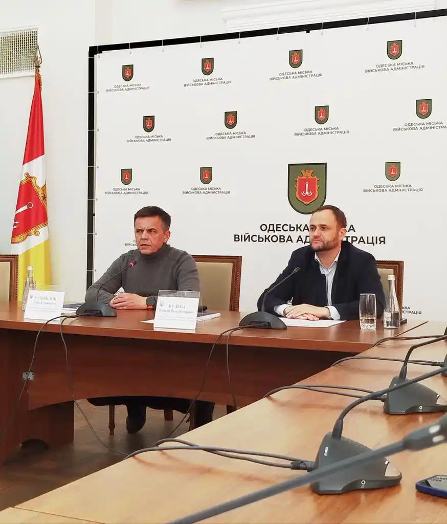 Кулеба та Сухомлин