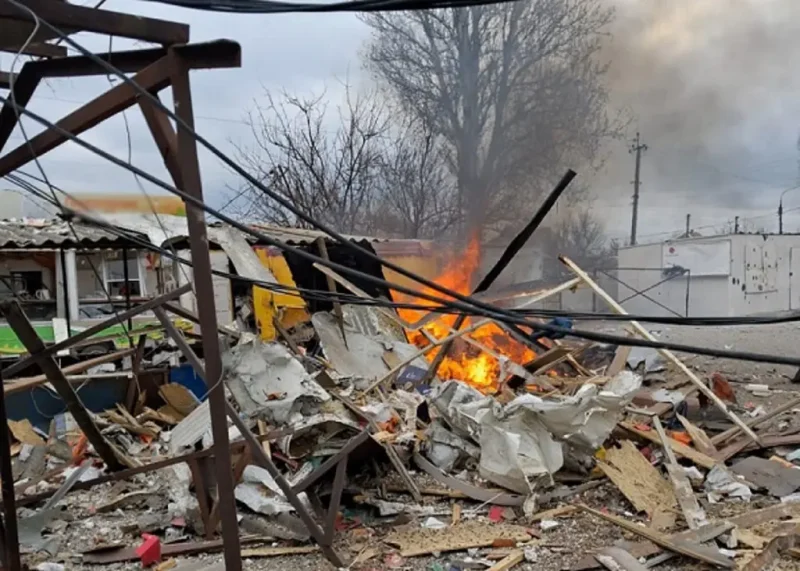 Последствия удара по рынку в Запорожской области