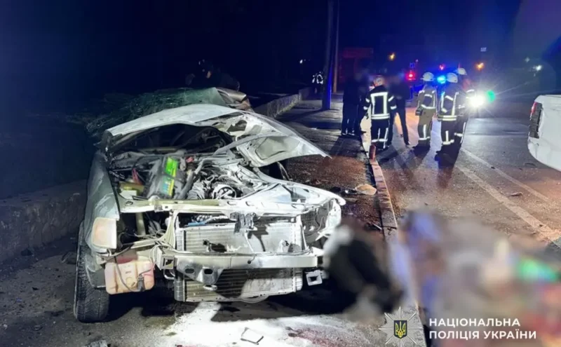 Ночное ДТП в Хаджибейском районе Одессы: столкнулись Ford и Mitsubishi, 12 апреля 2026