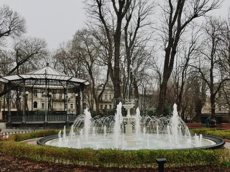 У Міському саду запустили перший фонтан