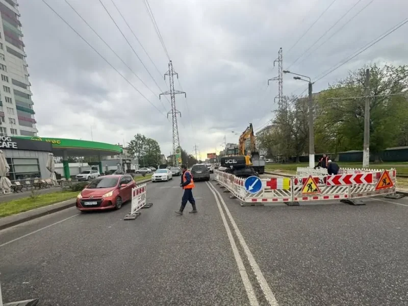 На Люстдорфській дорозі обмежили рух через ремонтні роботи
