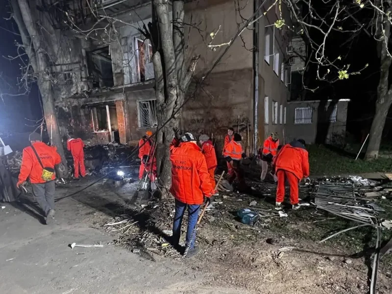 Последствия атаки дронов на Одессу 5 апреля 2026