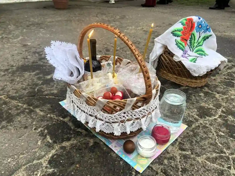 Пасхальна служба у гарнизонному храмі