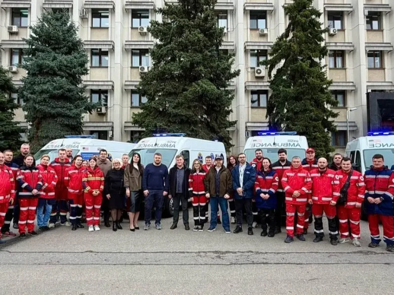 Одеська область отримала чотири нові реанімобілі від США
