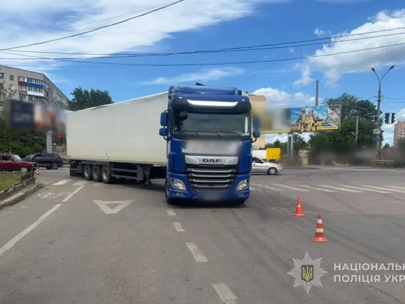 В Пересыпском районе Одессы грузовик DAF сбил 78-летнего мужчину на регулируемом переходе