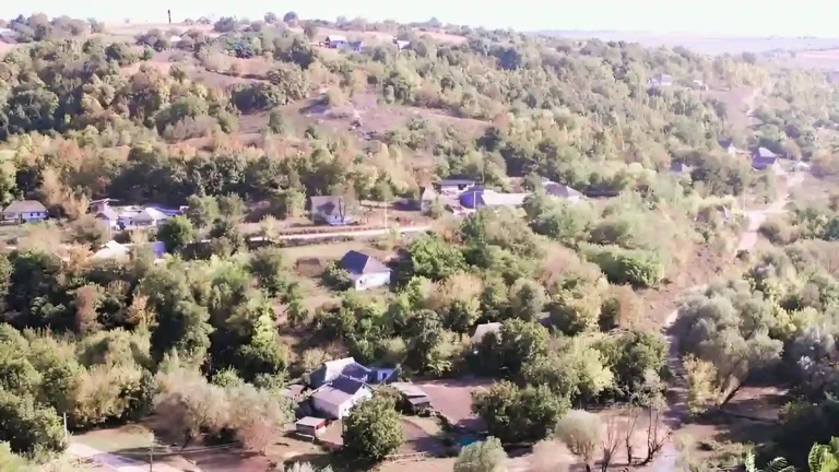 Село Шершенці