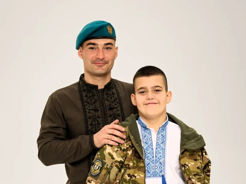 Володимир Костерін із сином Микитою