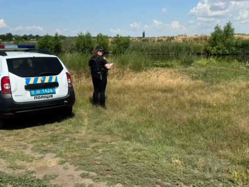 Поліцейські розслідують обставини загибелі 17-річної дівчини