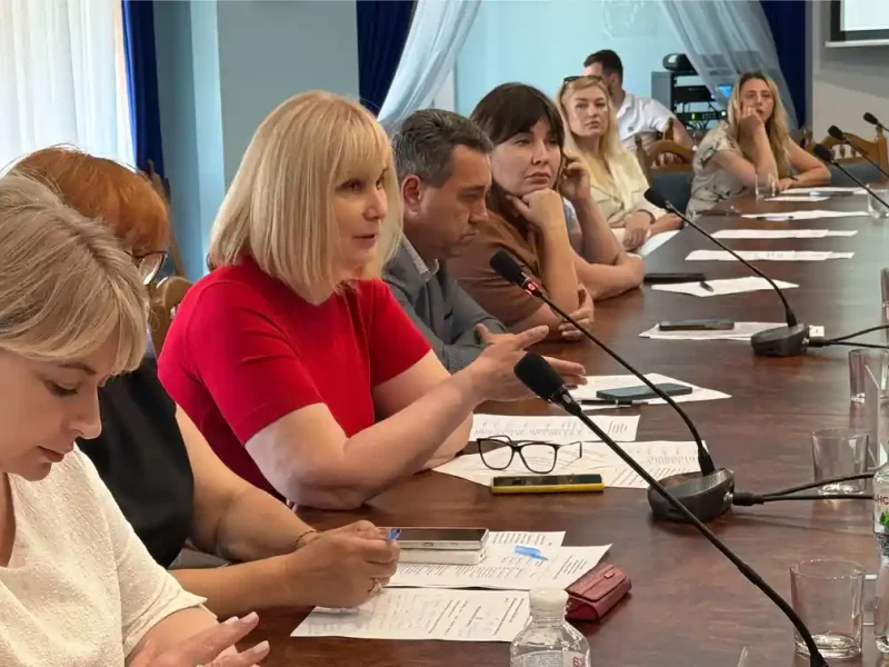 Обговорення демографічної кризи