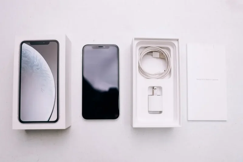 зарядка для iPhone