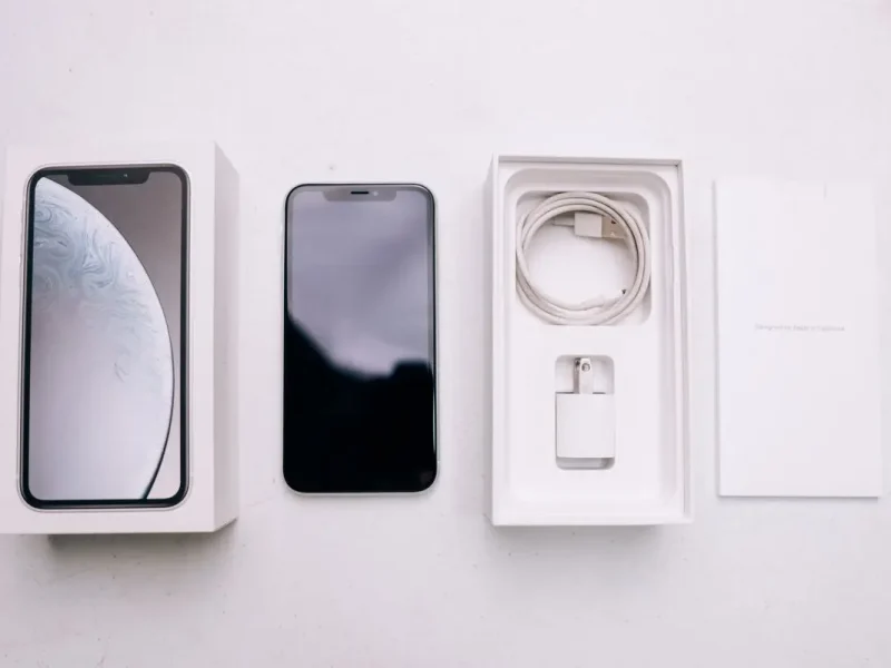зарядка для iPhone