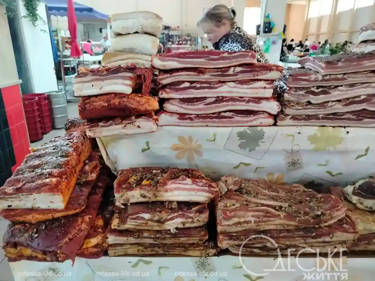 Привоз у червні