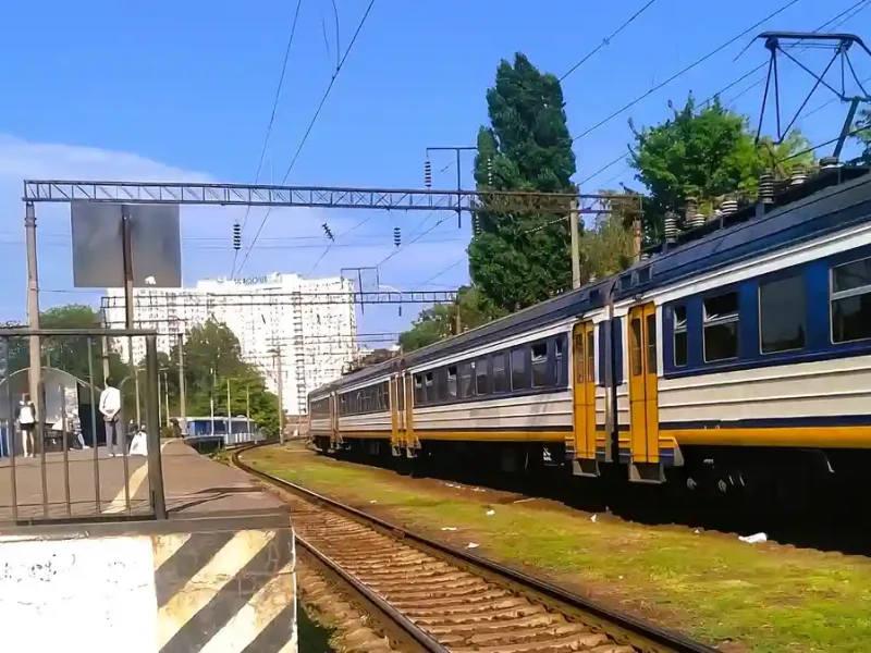 Електричка на станції Одеса-мала