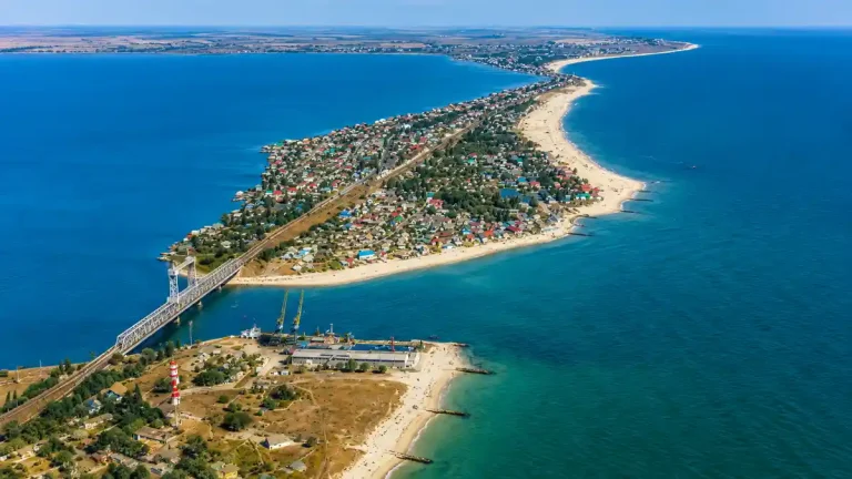 Кароліно-Бугаз