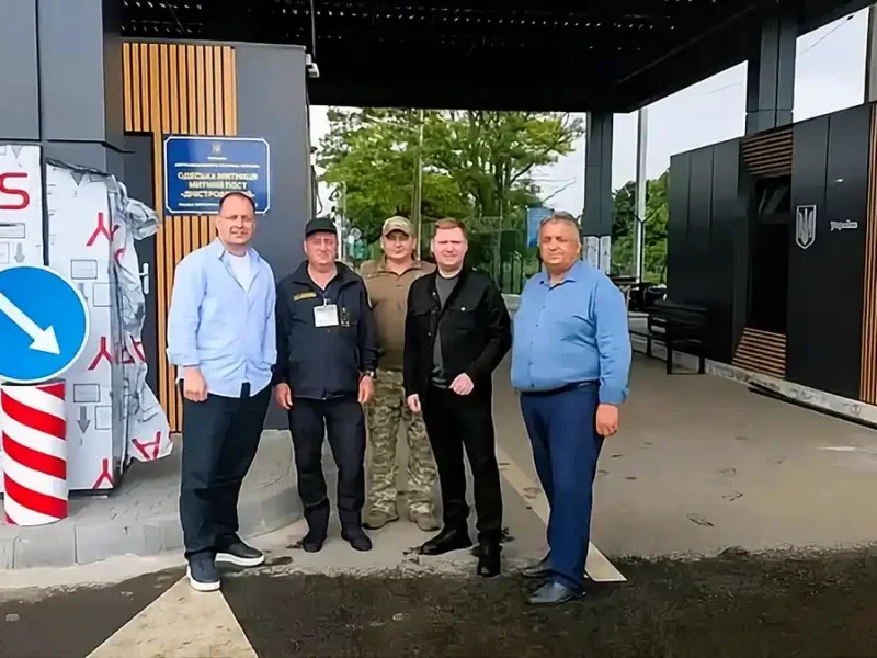 На оновленому пункту пропуску Лісне