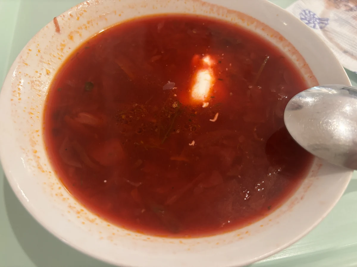 Красный борщ