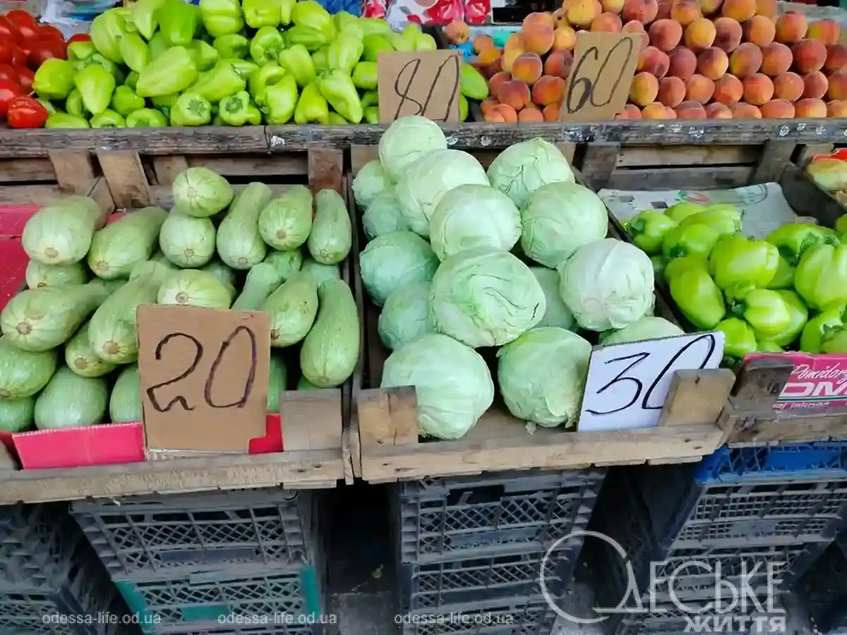 Привоз на початку липня