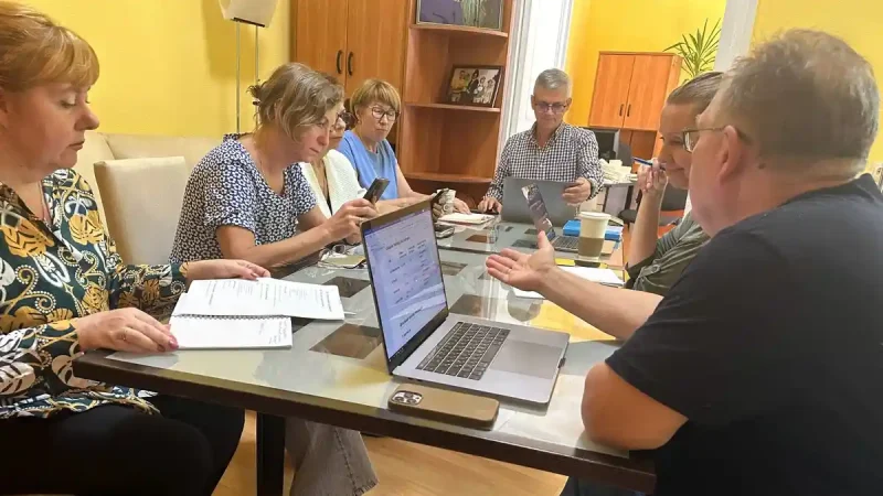Редакція під час роботи