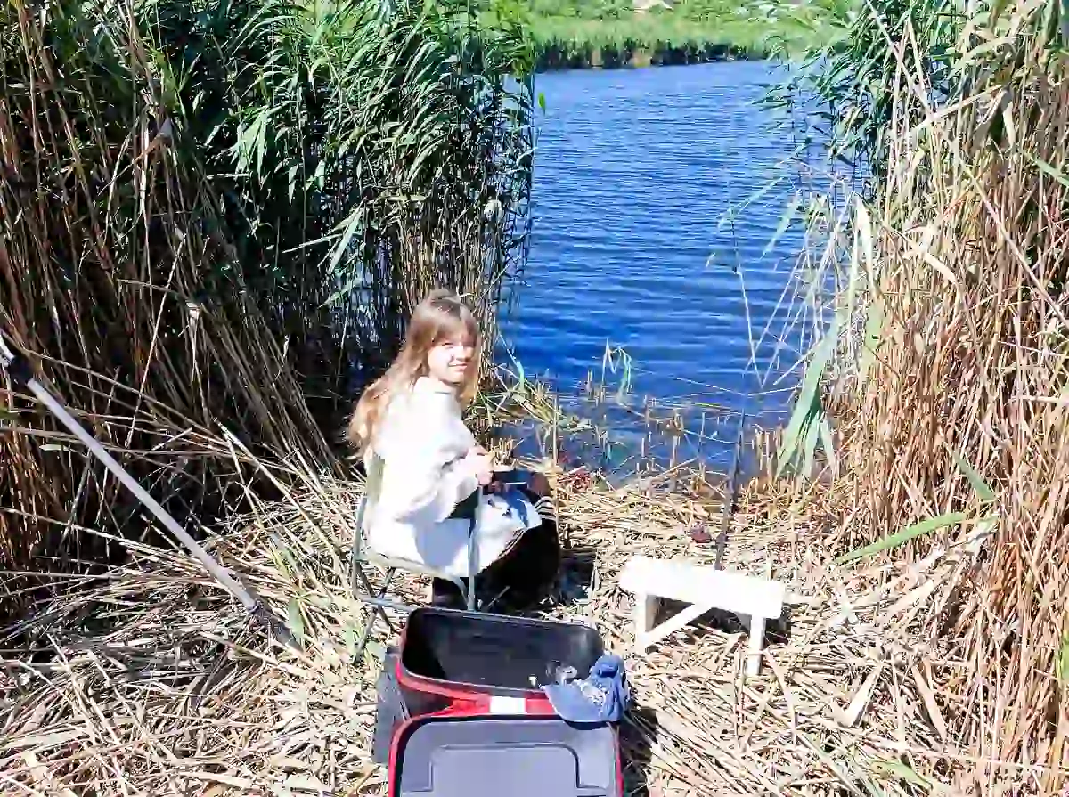 Юна рибачка Меліса Жосан