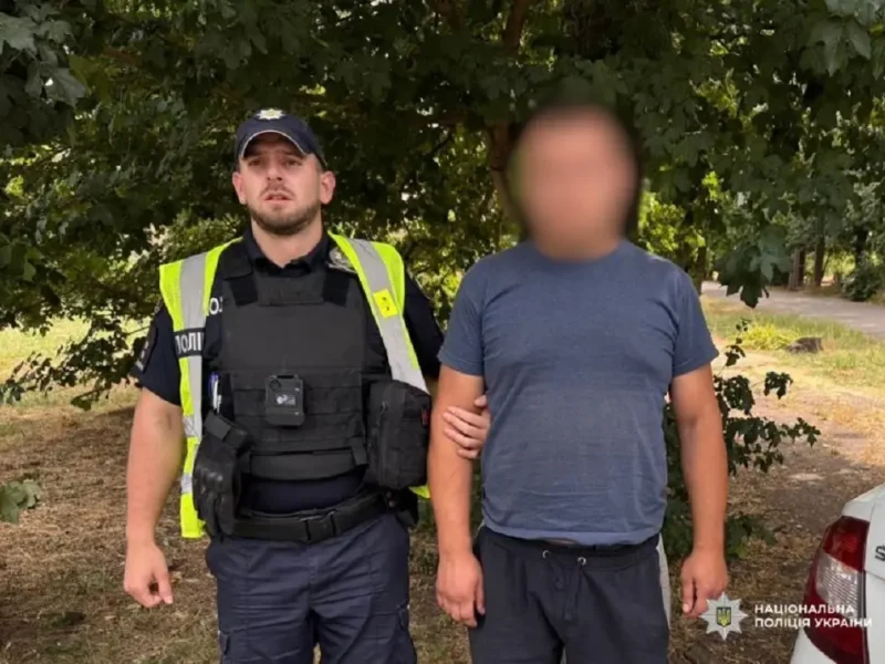 Полиция задержала 26-летнего водителя грузового автомобиля MAN, который, по предварительным данным, стал участником смертельного ДТП с маршрутным микроавтобусом на трассе Киев – Одесса