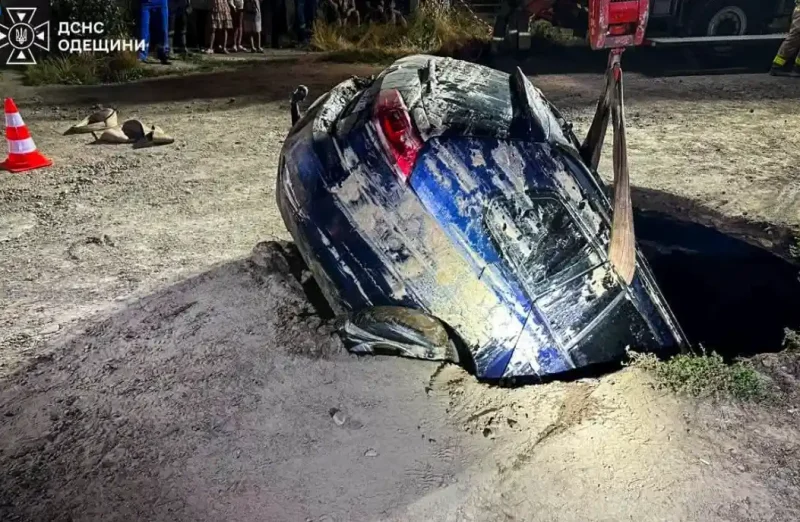 на Болбочана авто ушло под воду