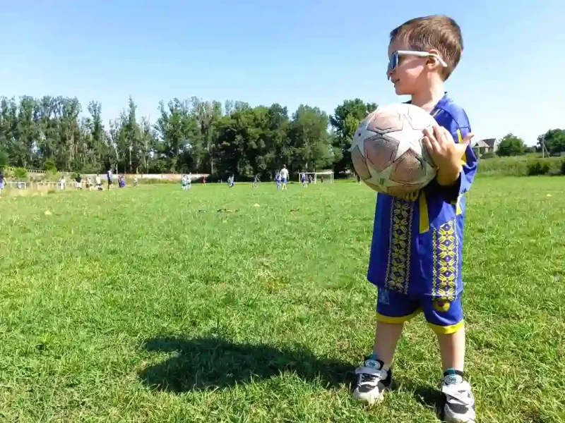 Юний футболіст з Рені
