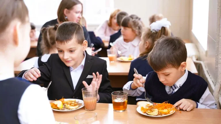 Харчування школярів