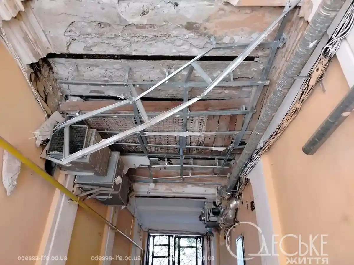 Пошкоджений будинок на Європейській