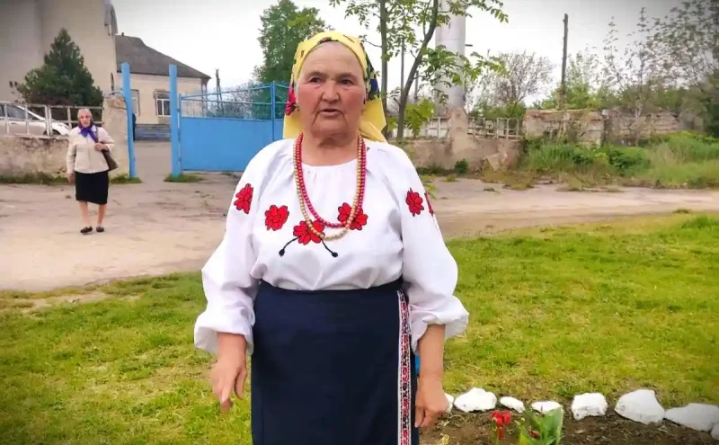 Співачка Лідія Жигайло з Загніткова