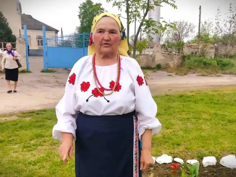 Співачка Лідія Жигайло з Загніткова