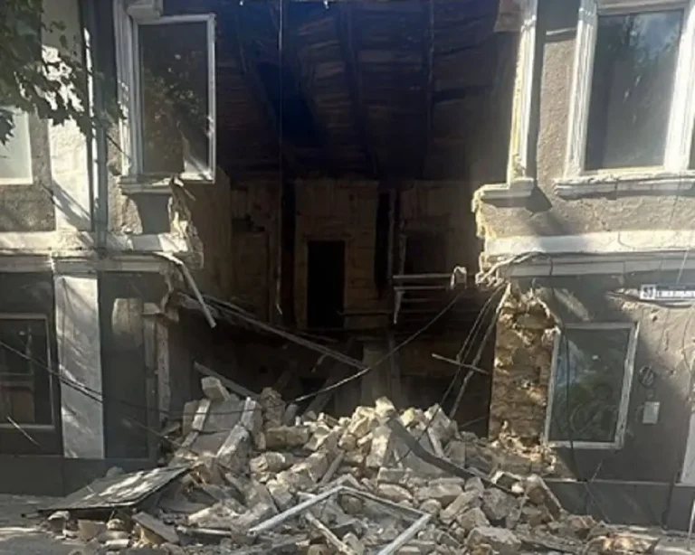 В Одесі рухнув будинок на Молдаванці