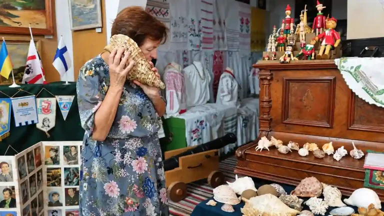 Колекція мушель на виставці  уРені