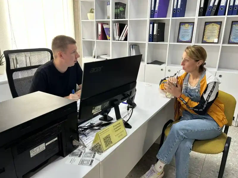 Олександр Пиріоок під час роботи у ЦНАП