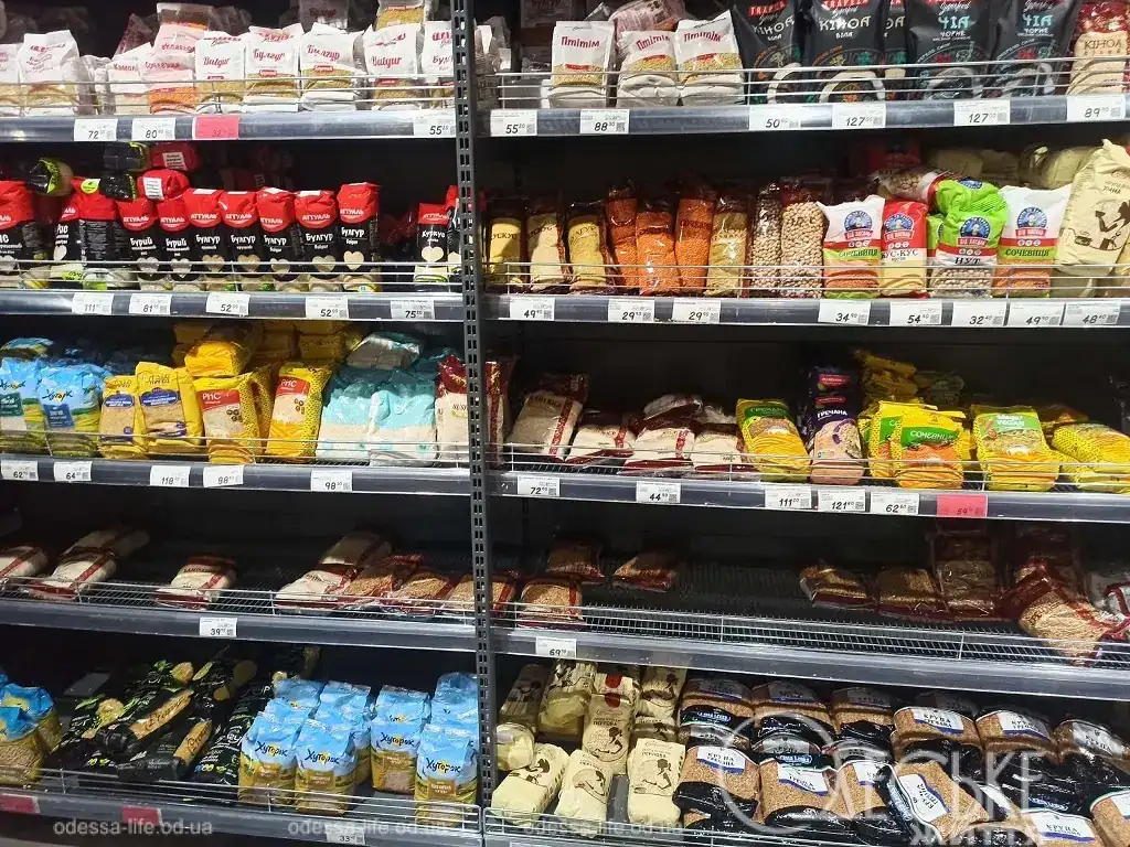 Таврич В, Одесса, продукты на полке