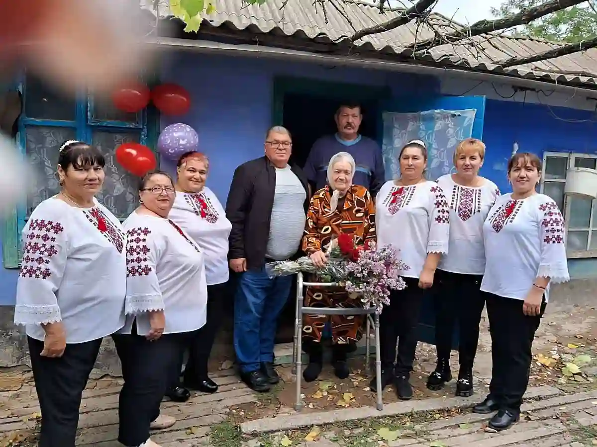 Поздравление старейшин села