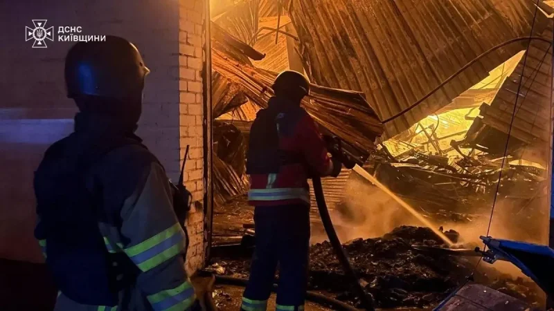В Гостомелі, внаслідок російських обстрілів