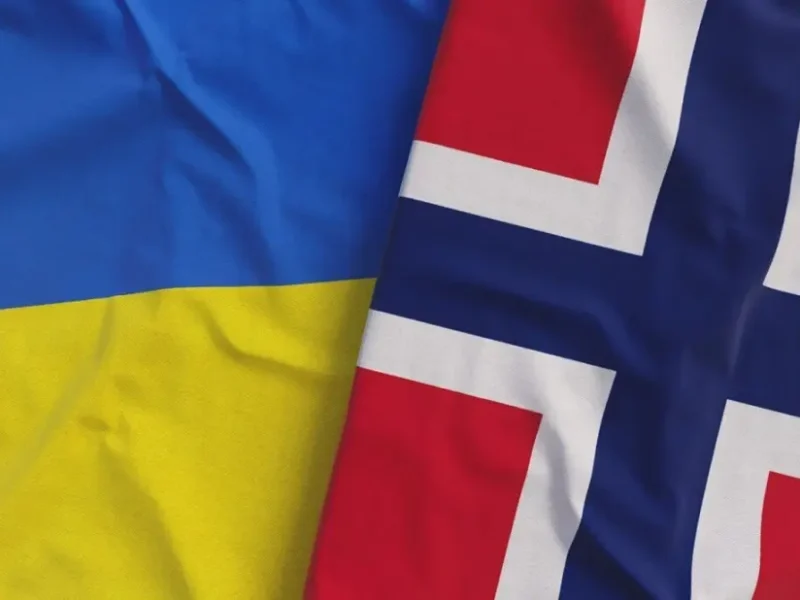 Флаги Украины и Норвегии